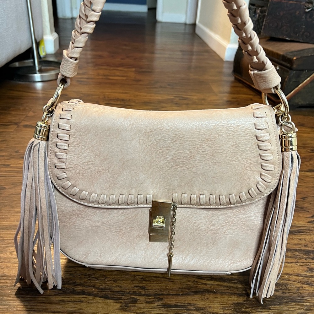 Lionel Shoulder Bag with Tassels